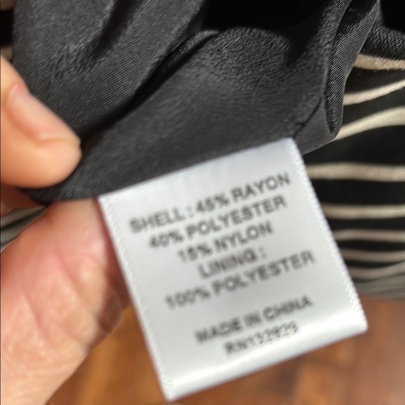 Lovers + Friends Size XS Jayla Striped Backless Romper - Picture 10 of 10